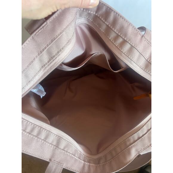 Herschel Supply Co.
Mica Tote Shoulder Bag Purse Ash Rose Color - Picture 4 of 9